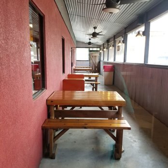 Phil's BBQ - Outside covered seating - Barbeque Near Me - Eufaula, Alabama Phil's BBQ - Outside covered seating - Barbeque Near Me - Eufaula, Alabama