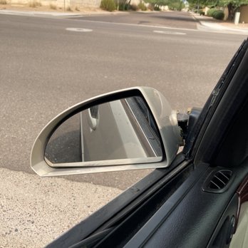 Phoenix Car Rental - Mirror was glued on then started falling off while driving. - Car Rental Near Me - Phoenix, Arizona Phoenix Car Rental - Mirror was glued on then started falling off while driving. - Car Rental Near Me - Phoenix, Arizona