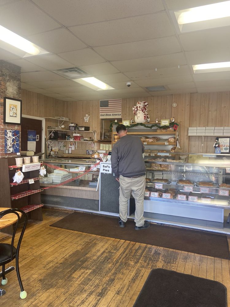 SAL’S BAKERY Updated October 2024 10 Photos & 43 Reviews 1288