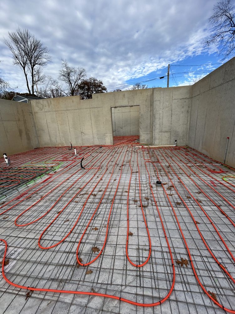 Slide of PAL Plumber