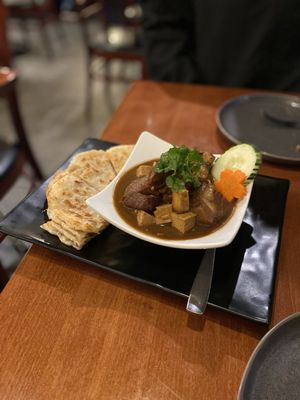 Inle Burmese Cuisine by null