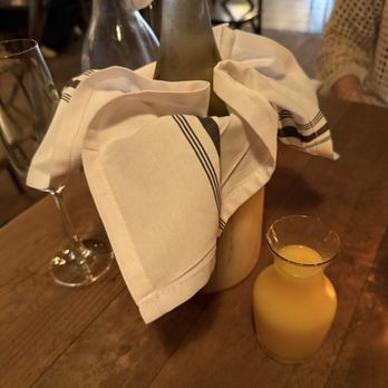 Prohibition - Bottomless mimosas - Cocktail Bars Near Me - Charleston, South Carolina
