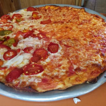 Star Tavern - Half plain Half onions and hot peppers Next time I will get it well done since it was too soft. But the flavor was great. - Pizza Near Me - City Of Orange, New Jersey Star Tavern - Half plain Half onions and hot peppers Next time I will get it well done since it was too soft. But the flavor was great. - Pizza Near Me - City Of Orange, New Jersey