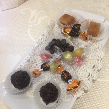Ristorante Vela D'oro - Chocolate bites! SO good - Italian Near Me - Sanremo, IM