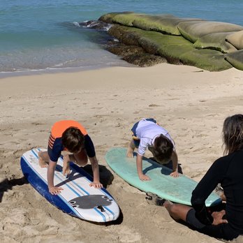 Sparky's Surf School - Popping up - Surf Schools Near Me - Honolulu, Hawaii