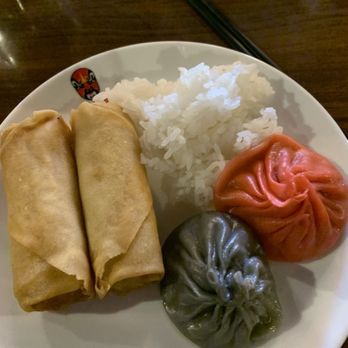 Chiho Bistro - Spring rolls soup dumplings - Noodles Near Me - Seattle, Washington Chiho Bistro - Spring rolls soup dumplings - Noodles Near Me - Seattle, Washington