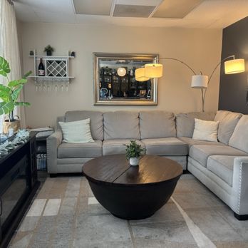 Glow Day Spa - Entry / interior - Skin Care Near Me - Orange, California
