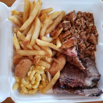 High Cotton BBQ - Barbeque Near Me - Kitty Hawk, North Carolina