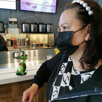 Sharetea - Socially distancing for boba - Coffee & Tea Near Me - Riverside, California