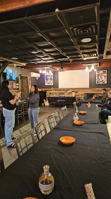 Wingnutz Bar and Grill by null