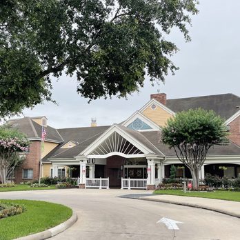 Atria Westchase - Retirement Homes Near Me - Houston, Texas