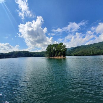 Fontana Dam - Landmarks & Historical Buildings Near Me - Fontana Dam, North Carolina