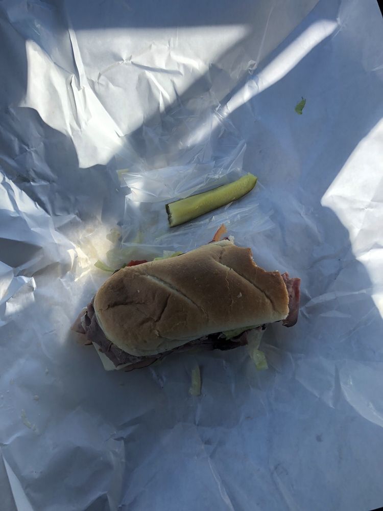 Marinelli’s Meats Logo