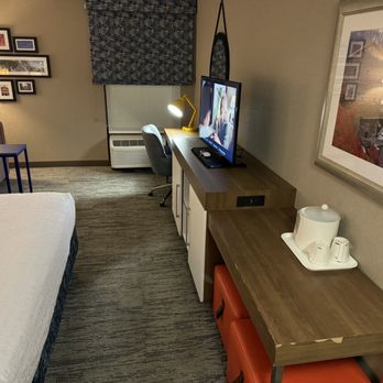 Hampton Inn by Hilton Youngstown-West I-80 - Hotels Near Me - Youngstown, Ohio Hampton Inn by Hilton Youngstown-West I-80 - Hotels Near Me - Youngstown, Ohio