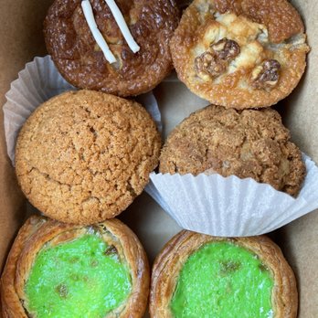 CA Bakehouse - Guava Mochi Cake, Banana Mochi Cake, Pandan Kaya Egg Tart - Bakeries Near Me - San Jose, California