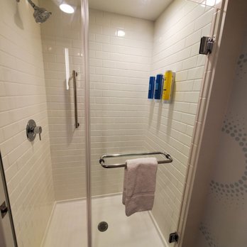 Tru by Hilton Lehi - Shower - Hotels Near Me - Lehi, Utah Tru by Hilton Lehi - Shower - Hotels Near Me - Lehi, Utah