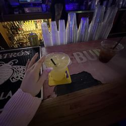ET's Classy Lounge