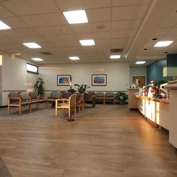 Sharp Rees-Stealy Carmel Valley - The waiting room - Medical Centers Near Me - San Diego, California Sharp Rees-Stealy Carmel Valley - The waiting room - Medical Centers Near Me - San Diego, California