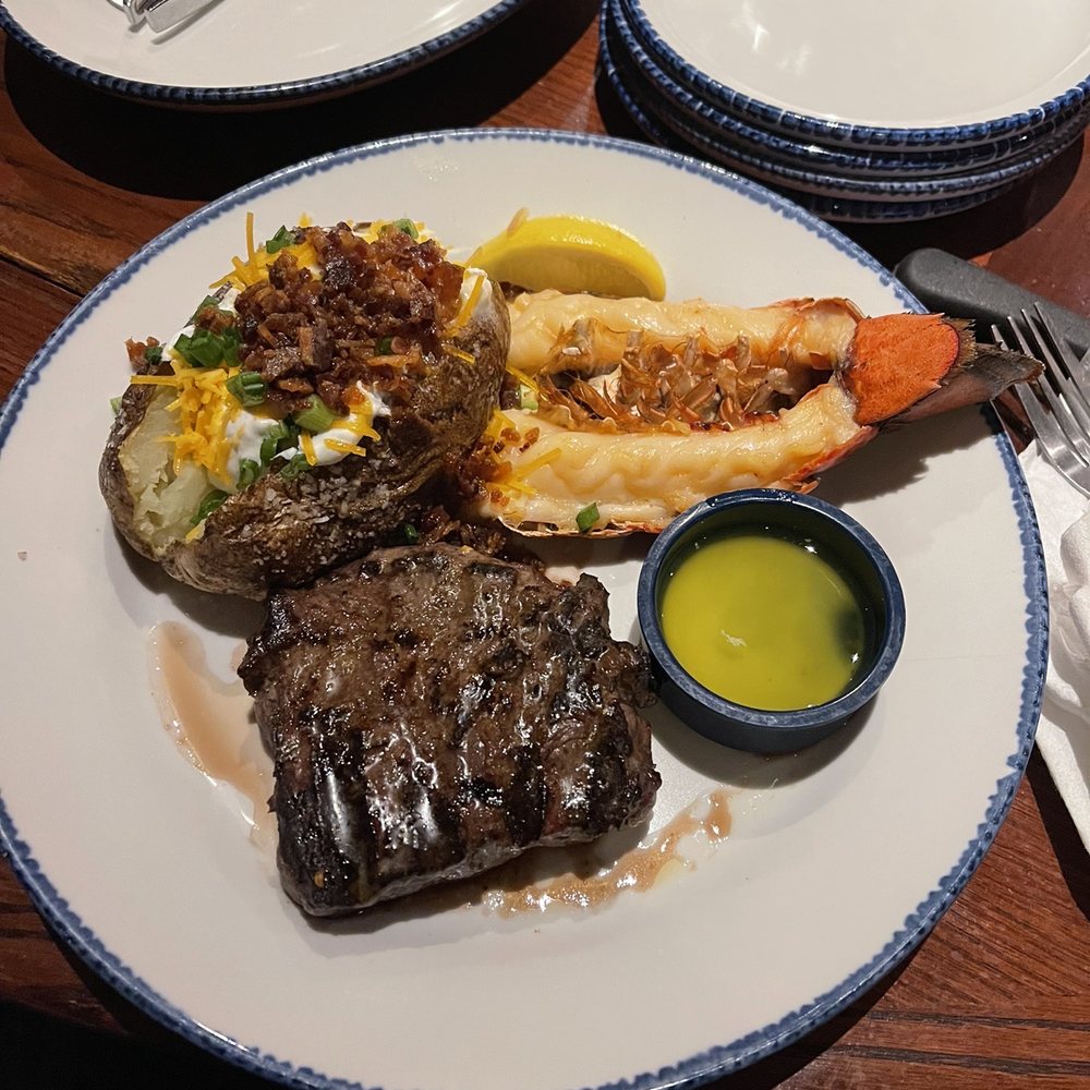 Red Lobster - Seafood Near Me - Aurora, Colorado Red Lobster - Seafood Near Me - Aurora, Colorado