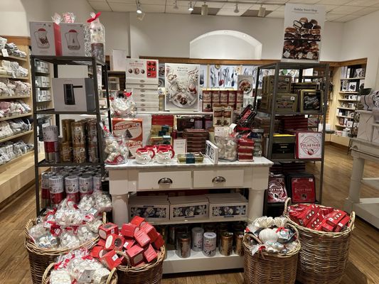 Williams-Sonoma by null
