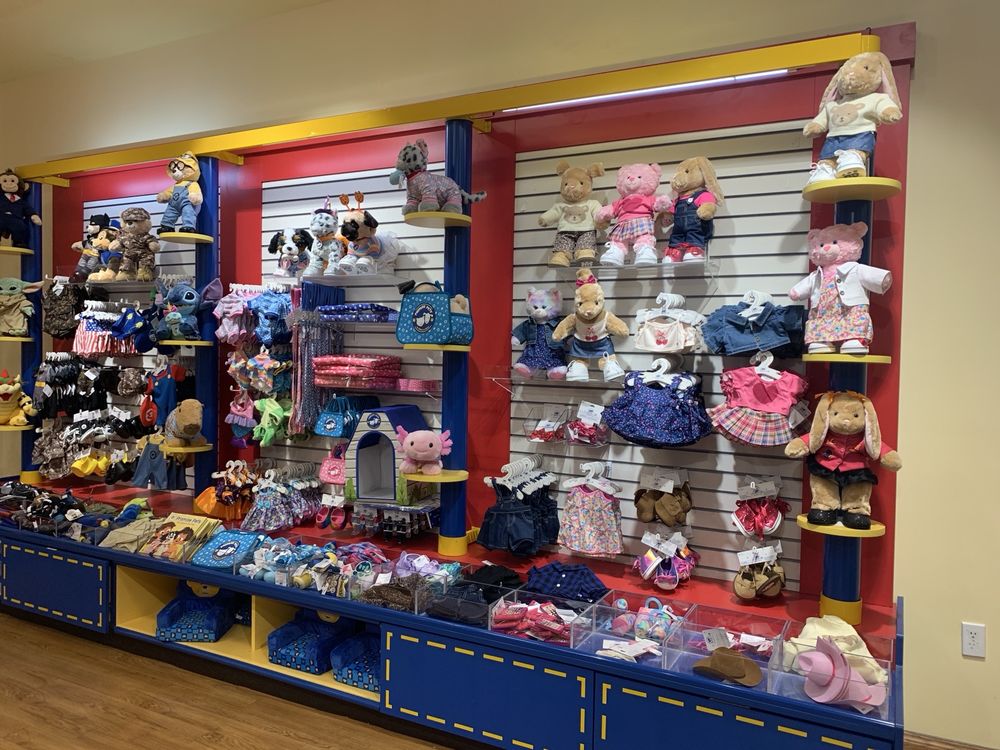 Build-A-Bear Workshop Logo