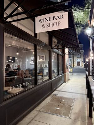 Colony Wine Merchant by null