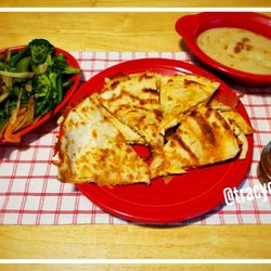 Babes Boys Tavern - Seasoned grilled mixed veggies, chicken & cheese quesadilla and a cup of cream of crab soup.