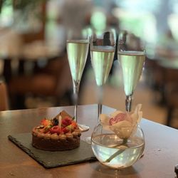 Corinthia Lisbon - Breakfast with live pianist at their restaurant.