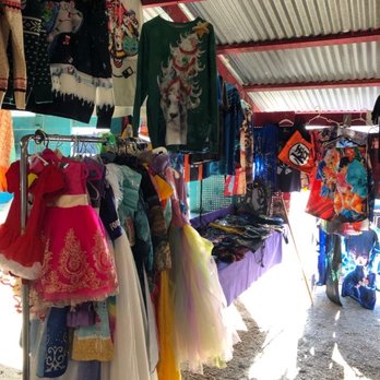 Bussey's Flea Market - Vender booth costumes cost play Anime Princess Pop culture hoodies T-shirts and backpacks - Flea Markets Near Me - Schertz, Texas Bussey's Flea Market - Vender booth costumes cost play Anime Princess Pop culture hoodies T-shirts and backpacks - Flea Markets Near Me - Schertz, Texas