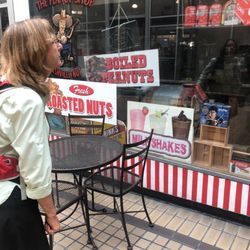 Walkin' Nashville - Music City Legends Tour