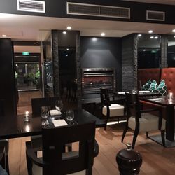 No5 Church Lane - The inside. It was a quiet night - just us dining!