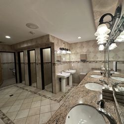 South Coast Winery Resort & Spa - This is a restroom outside near the front events venue. Very clean and maintained.
