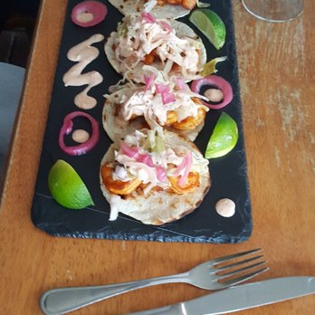 Gabriel Archer Tavern - Shrimp tacos - New American Near Me - Williamsburg, Virginia Gabriel Archer Tavern - Shrimp tacos - New American Near Me - Williamsburg, Virginia