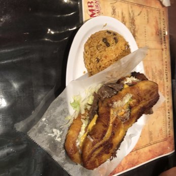 La Bomba - Puerto Rican Near Me - Chicago, Illinois