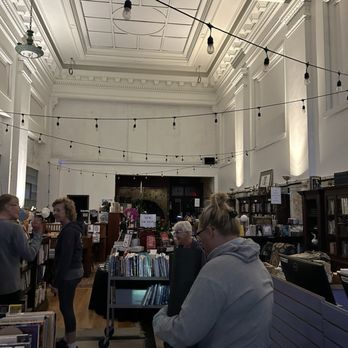 Belleville Books - Bookstores Near Me - Belleville, Illinois Belleville Books - Bookstores Near Me - Belleville, Illinois