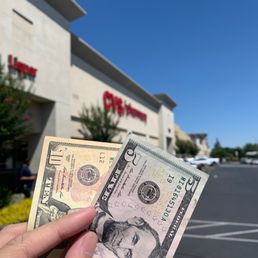 This CVS Store not recommended. Will take my money elsewhere.
