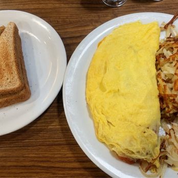 Denny's - Loaded Veggie Omelette - Breakfast & Brunch Near Me - Mission Viejo, California Denny's - Loaded Veggie Omelette - Breakfast & Brunch Near Me - Mission Viejo, California