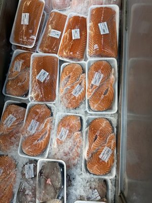 Dat Moi Market by null