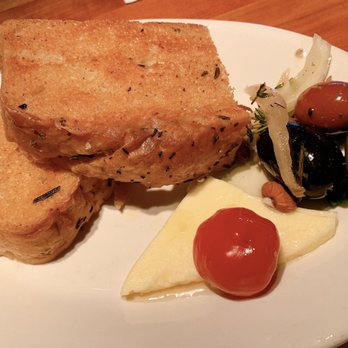 Houston's Restaurant - Rosemary Focaccia - New American Near Me - Boca Raton, Florida Houston's Restaurant - Rosemary Focaccia - New American Near Me - Boca Raton, Florida