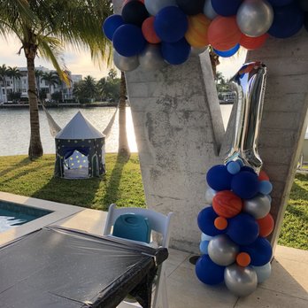 Bond Party  - Party Supplies Near Me - Miami, Florida