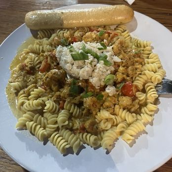 Roux 61 Seafood & Grill - Seafood potato but swapped for pasta - Seafood Near Me - Natchez, Mississippi