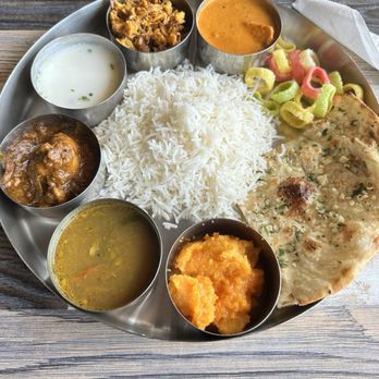 Madras Cafe - Non vegetarían thali - Indian Near Me - San Diego, California Madras Cafe - Non vegetarían thali - Indian Near Me - San Diego, California
