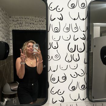 Brunch Snob - Their bathroom - Breakfast & Brunch Near Me - Phoenix, Arizona