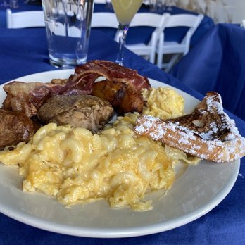 Focus Social Club - Mack and cheese sausage bacon eggs French toast jerk chicken - Social Clubs Near Me - Washington, DC, District of Columbia Focus Social Club - Mack and cheese sausage bacon eggs French toast jerk chicken - Social Clubs Near Me - Washington, DC, District of Columbia