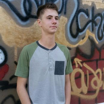 Salon Che' - Short hair cuts, for men. - Men's Hair Salons Near Me - Nampa, Idaho Salon Che' - Short hair cuts, for men. - Men's Hair Salons Near Me - Nampa, Idaho