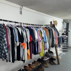 0817 Thrift