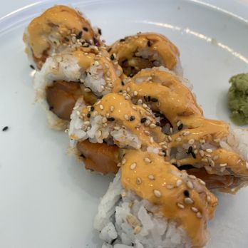 Nemo Sushi Bar - Spicy salmon roll - Sushi Bars Near Me - Burnaby, British Columbia Nemo Sushi Bar - Spicy salmon roll - Sushi Bars Near Me - Burnaby, British Columbia
