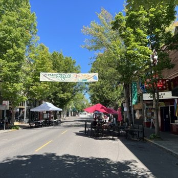 Willamette Valley Vineyards - Downtown McMinnville, OR. - Wine Bars Near Me - McMinnville, Oregon Willamette Valley Vineyards - Downtown McMinnville, OR. - Wine Bars Near Me - McMinnville, Oregon