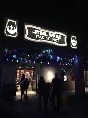 Star Wars™ Trading Post by null