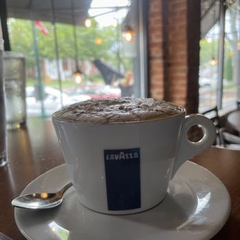 Rooster - Cappuccino - New American Near Me - Newington, Connecticut
